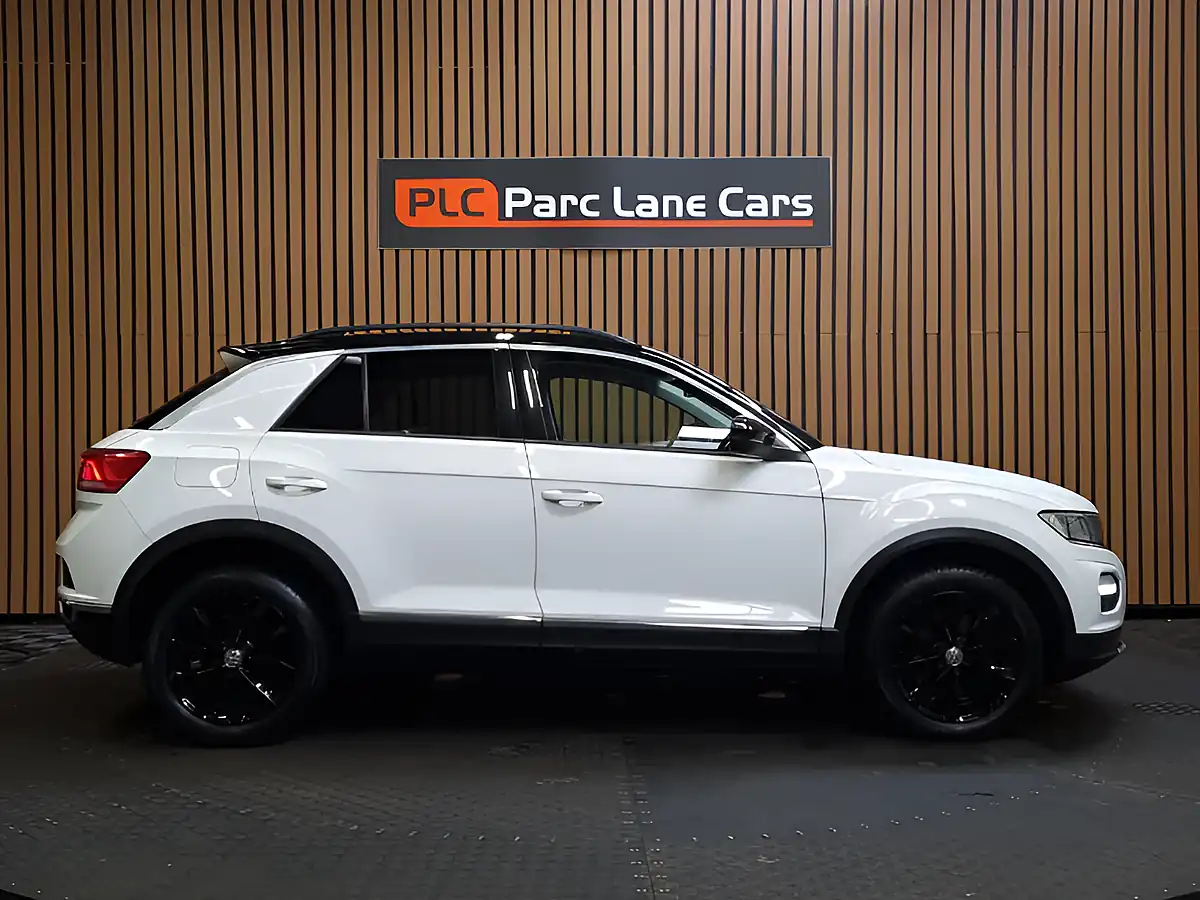 Used 2018 Volkswagen T-Roc Design White - Interior and Exterior details 5