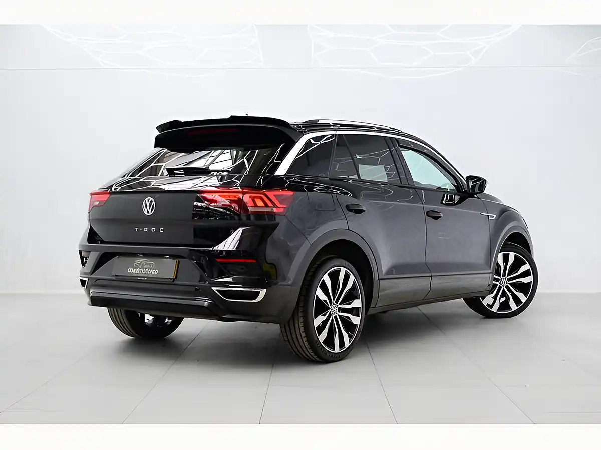 Used 2018 Volkswagen T-Roc R-Line Black - Interior and Exterior details 6