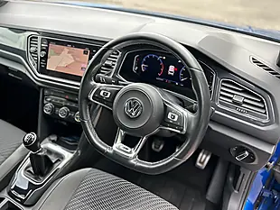 Used 2018 Volkswagen T-Roc R-Line Blue - Interior and Exterior details 10