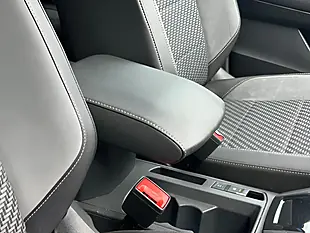 Used 2018 Volkswagen T-Roc R-Line Blue - Interior and Exterior details 15