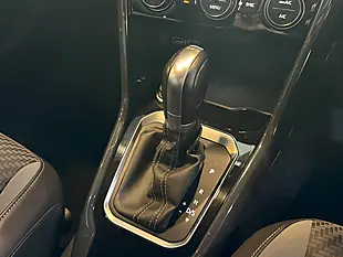 Used 2018 Volkswagen T-Roc R-Line Blue - Interior and Exterior details 14