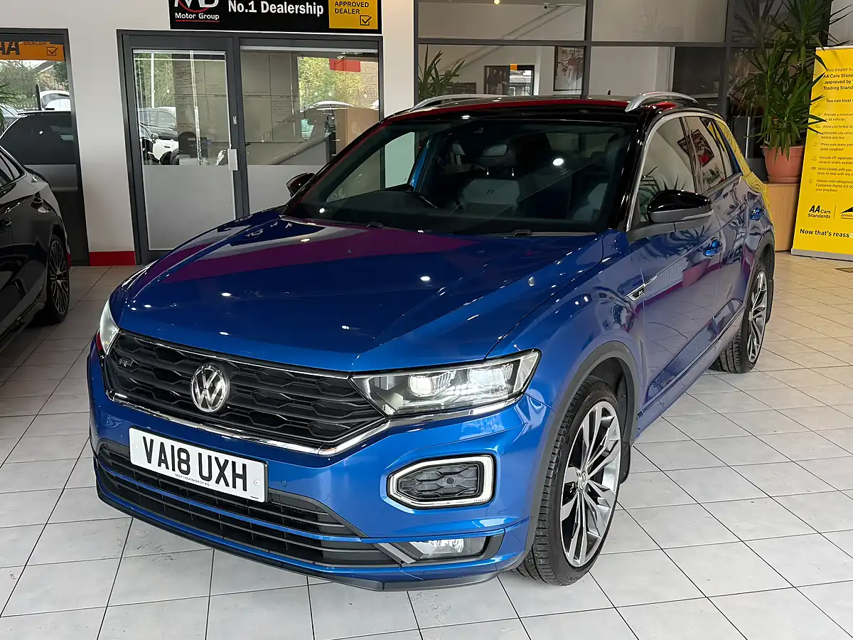 Used 2018 Volkswagen T-Roc R-Line Blue - Interior and Exterior details 6