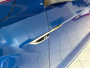 Used 2018 Volkswagen T-Roc R-Line Blue - Interior and Exterior details 7