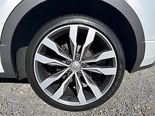 Used 2018 Volkswagen T-Roc R-Line Silver - Interior and Exterior details 5