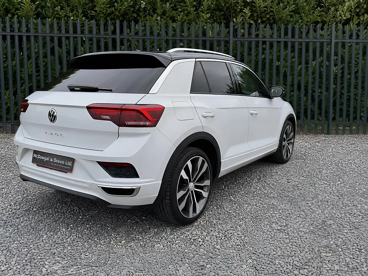 Used 2018 Volkswagen T-Roc R-Line Silver - Interior and Exterior details 8