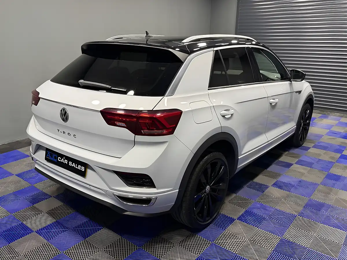 Used 2018 Volkswagen T‑roc R-Line Silver - Interior and Exterior details 13