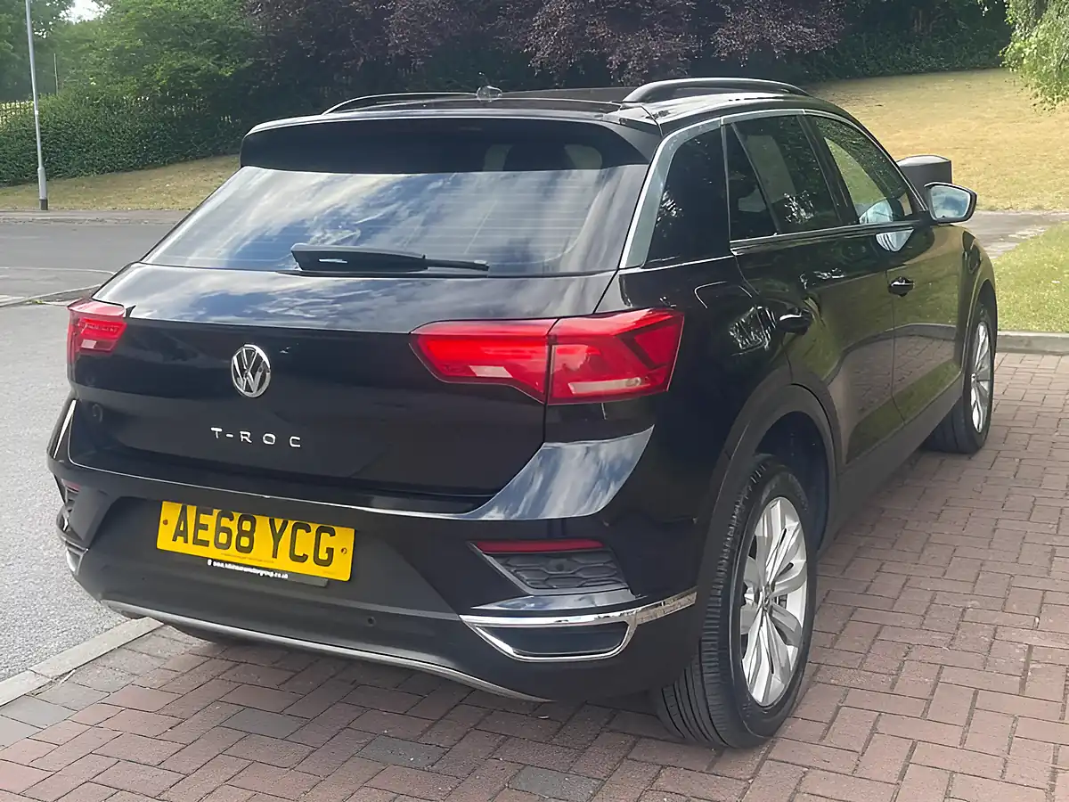 Used 2018 Volkswagen T-Roc Se Black - Interior and Exterior details 10