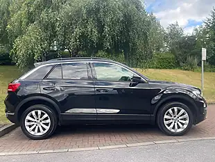 Used 2018 Volkswagen T-Roc Se Black - Interior and Exterior details 11