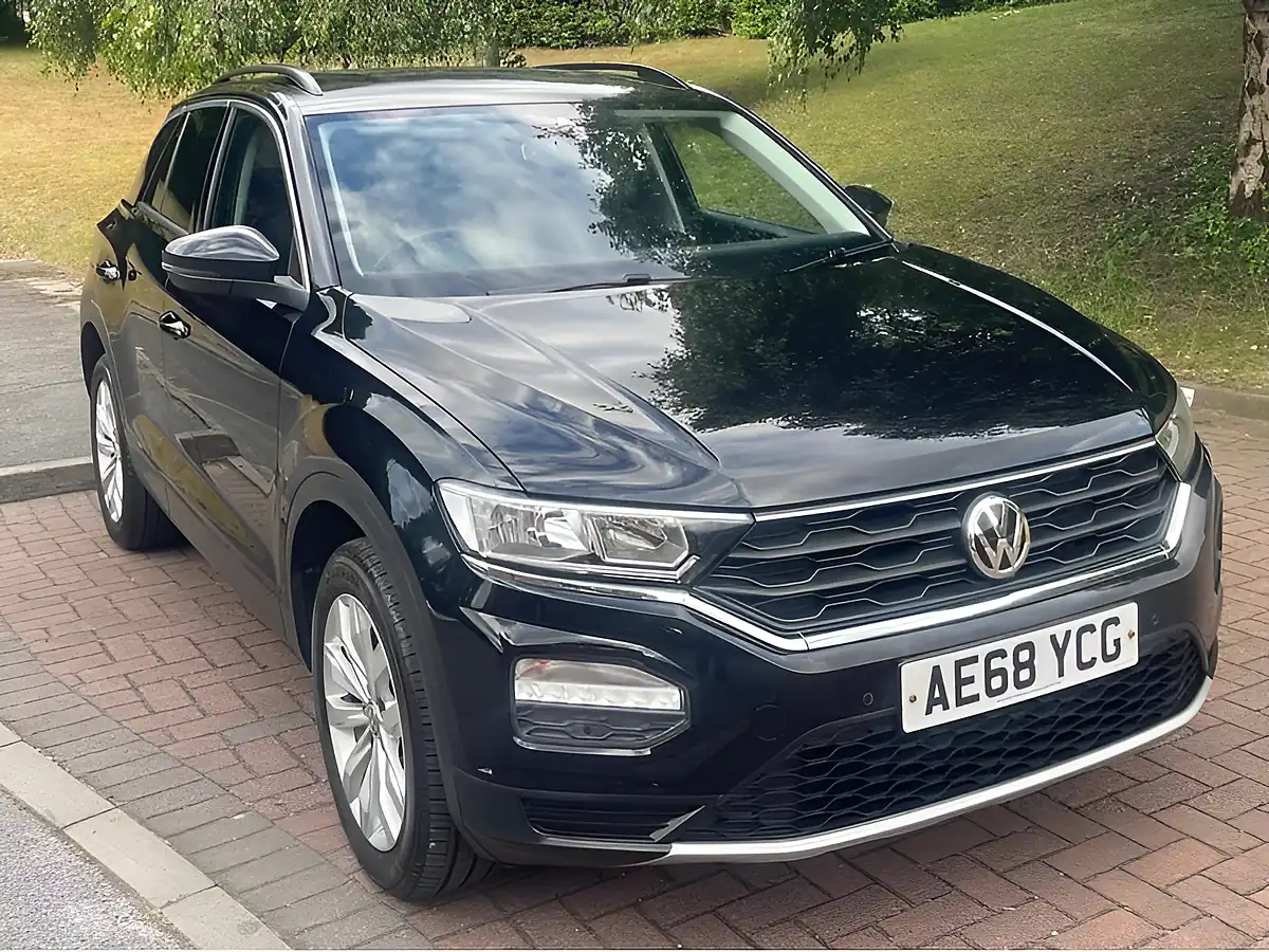 Used 2018 Volkswagen T-Roc Se Black - Interior and Exterior details 12