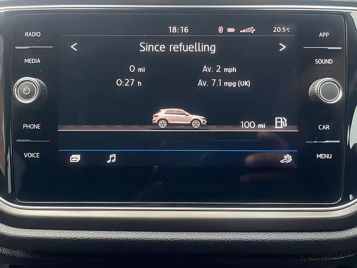 Used 2018 Volkswagen T-Roc Se Black - Interior and Exterior details 18