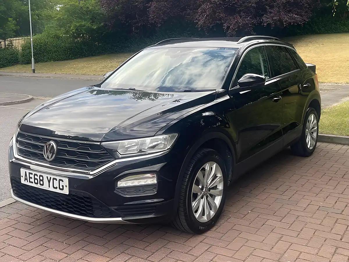 Used 2018 Volkswagen T-Roc Se Black - Interior and Exterior details 3