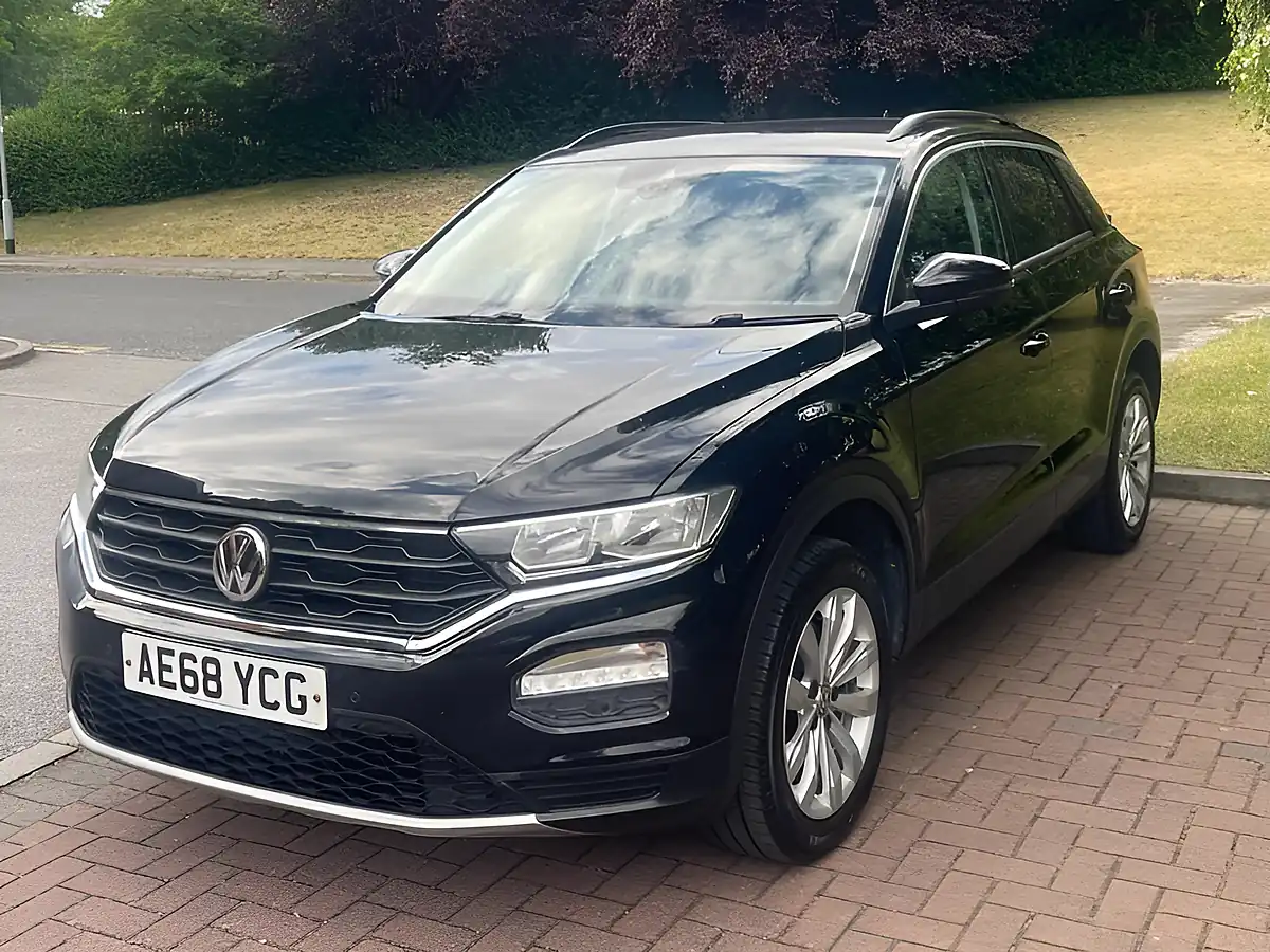 Used 2018 Volkswagen T-Roc Se Black - Interior and Exterior details 4