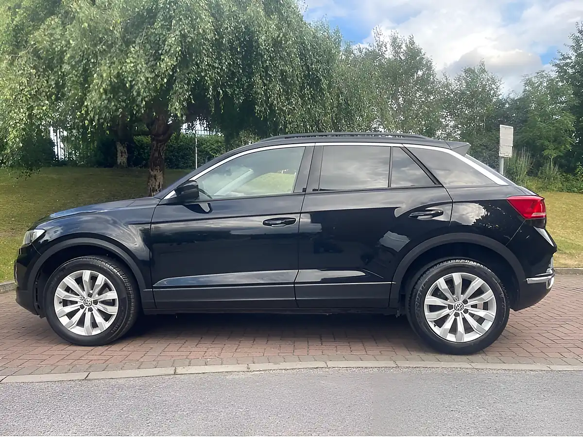 Used 2018 Volkswagen T-Roc Se Black - Interior and Exterior details 6