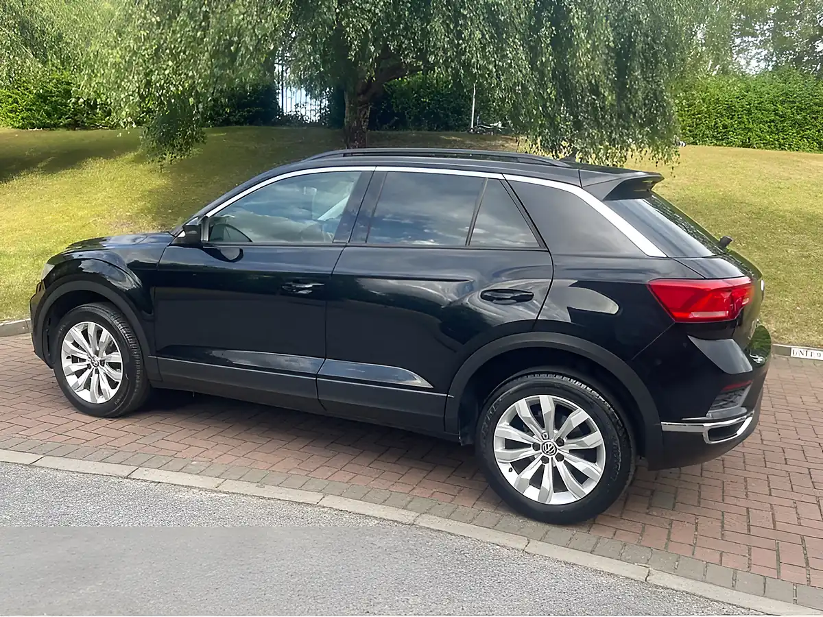 Used 2018 Volkswagen T-Roc Se Black - Interior and Exterior details 7