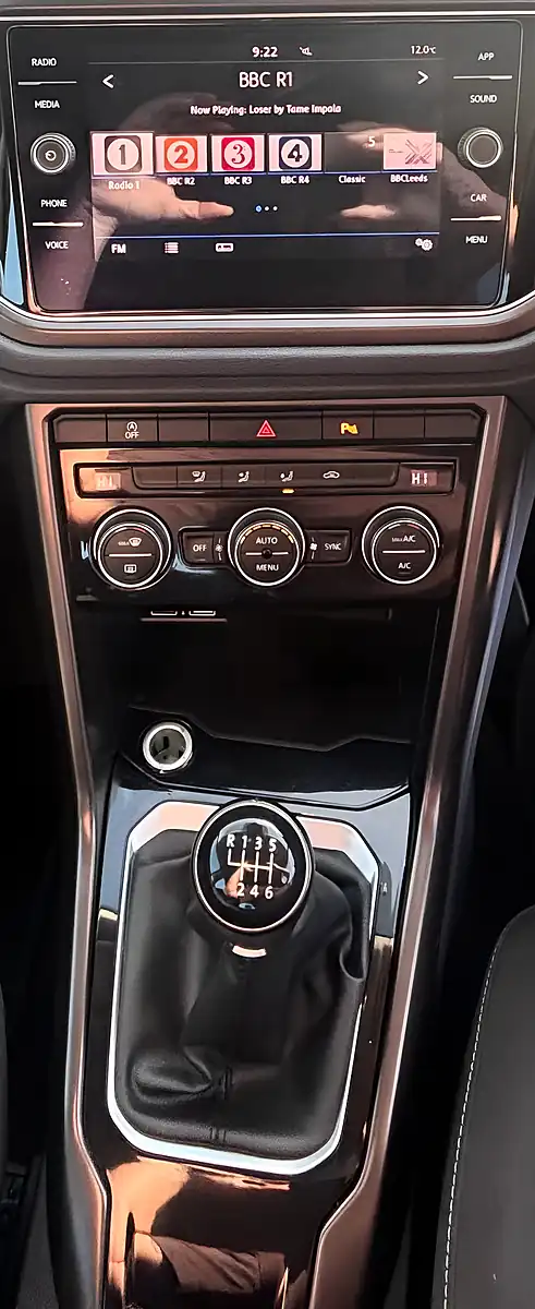 Used 2018 Volkswagen T-Roc Se Blue - Interior and Exterior details 10