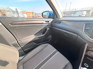Used 2018 Volkswagen T-Roc Se Blue - Interior and Exterior details 11