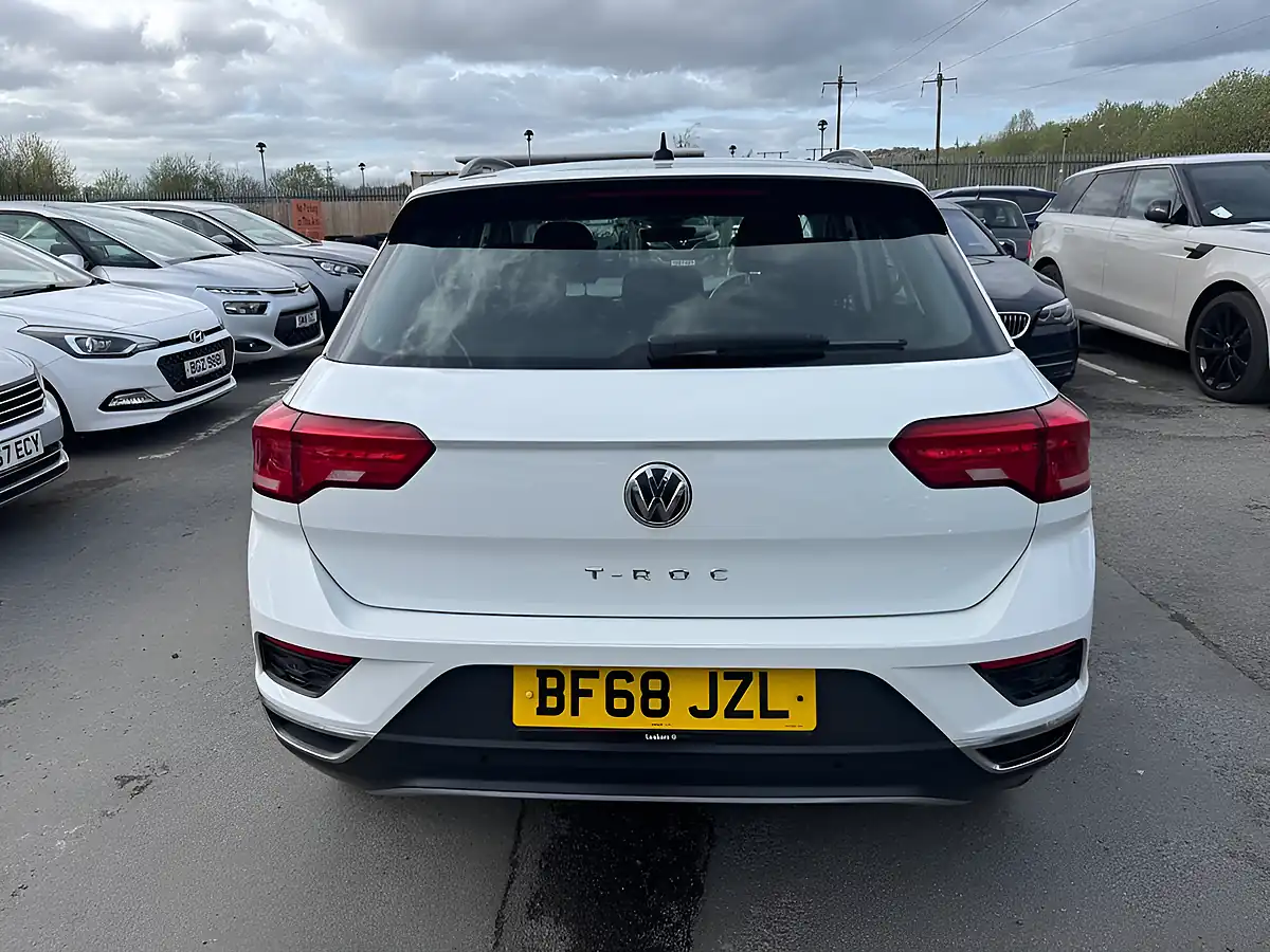 Used 2018 Volkswagen T-Roc Se Edition White - Interior and Exterior details 10