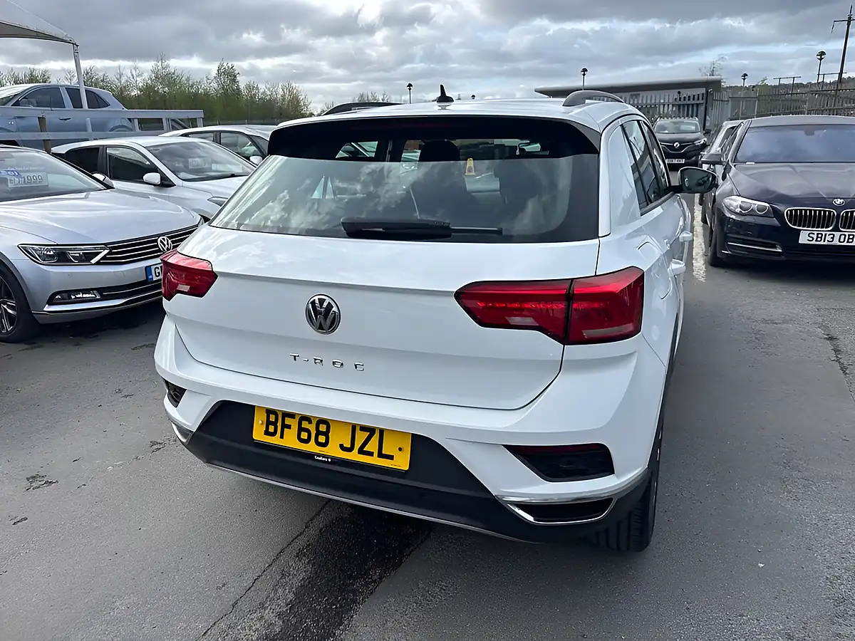 Used 2018 Volkswagen T-Roc Se Edition White - Interior and Exterior details 12