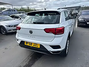 Used 2018 Volkswagen T-Roc Se Edition White - Interior and Exterior details 13