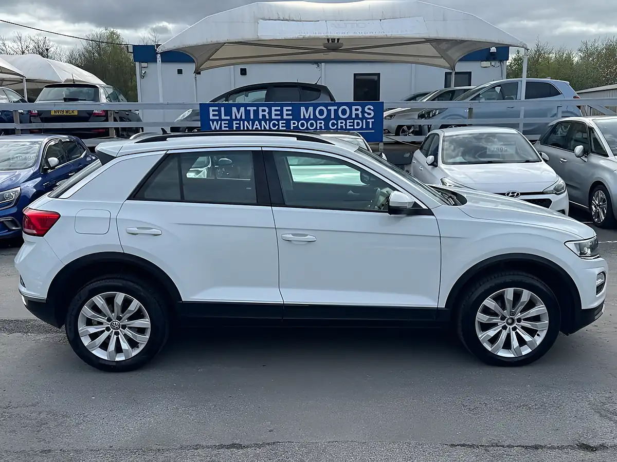 Used 2018 Volkswagen T-Roc Se Edition White - Interior and Exterior details 3