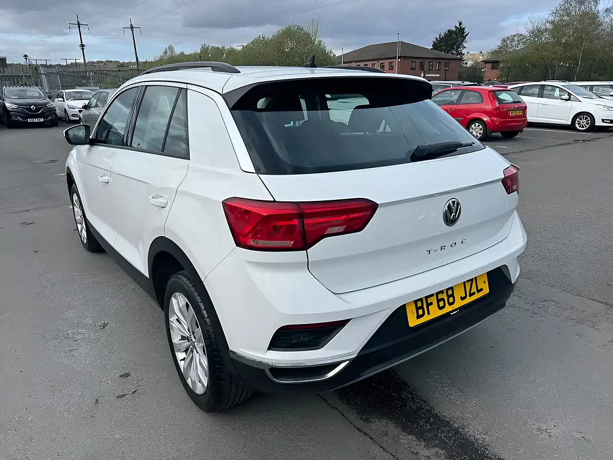 Used 2018 Volkswagen T-Roc Se Edition White - Interior and Exterior details 5