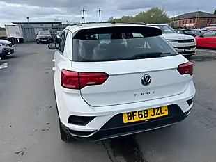 Used 2018 Volkswagen T-Roc Se Edition White - Interior and Exterior details 7