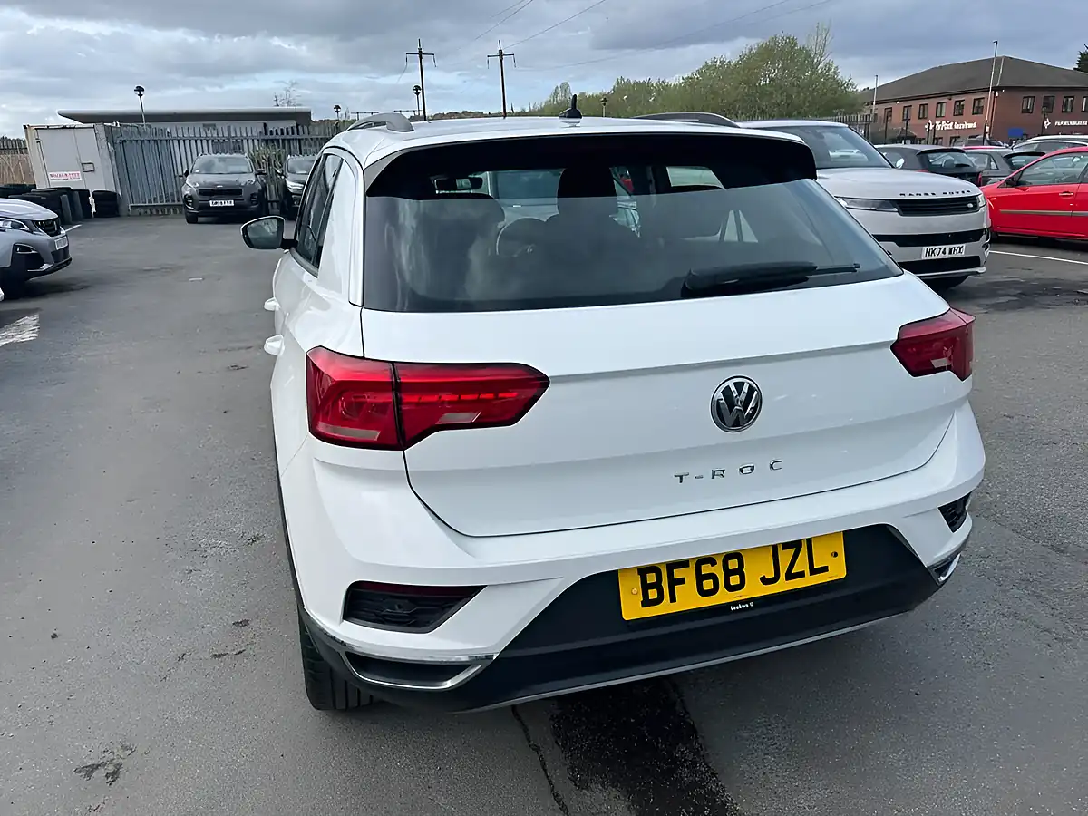 Used 2018 Volkswagen T-Roc Se Edition White - Interior and Exterior details 7