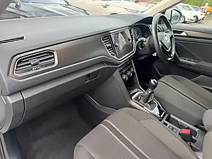 Used 2018 Volkswagen T-Roc Se Edition White - Interior and Exterior details 8