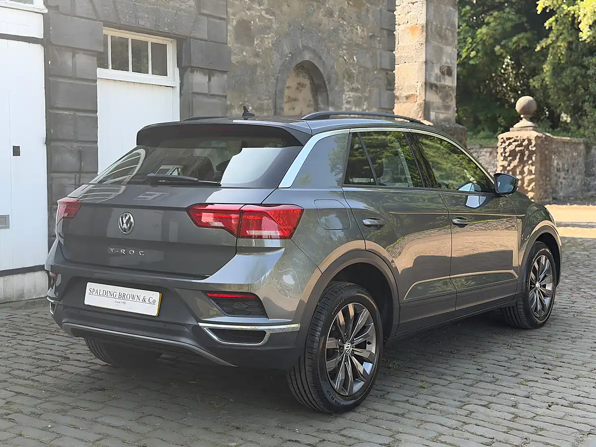 Used 2018 Volkswagen T-Roc Se Grey - Interior and Exterior details 10