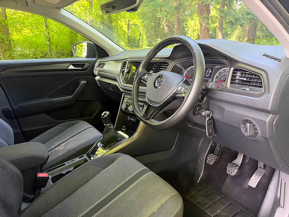 Used 2018 Volkswagen T-Roc Se Grey - Interior and Exterior details 13