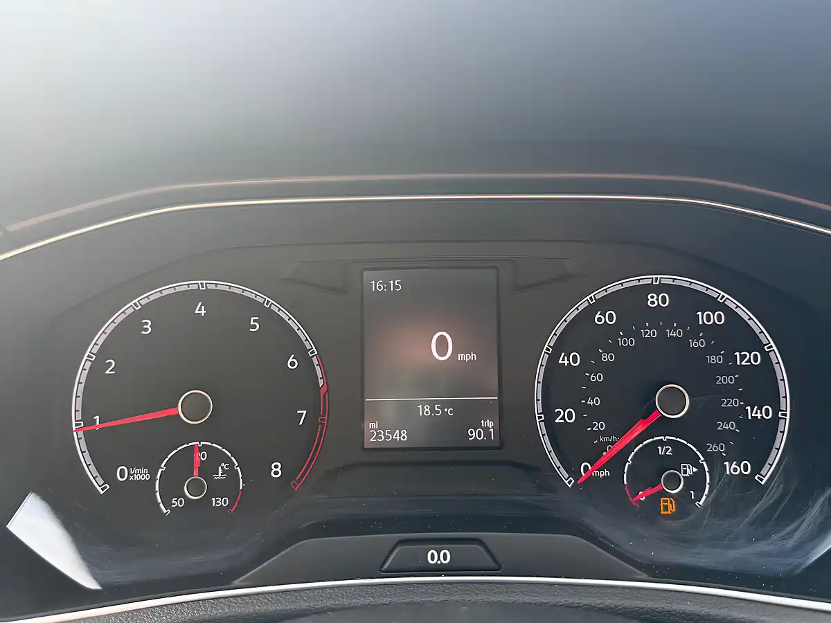 Used 2018 Volkswagen T-Roc Se Grey - Interior and Exterior details 20