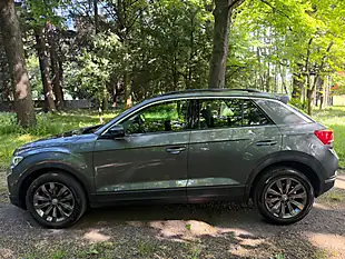 Used 2018 Volkswagen T-Roc Se Grey - Interior and Exterior details 3
