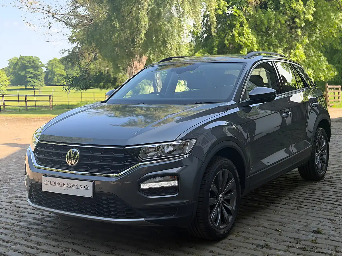 Used 2018 Volkswagen T-Roc Se Grey - Interior and Exterior details 7