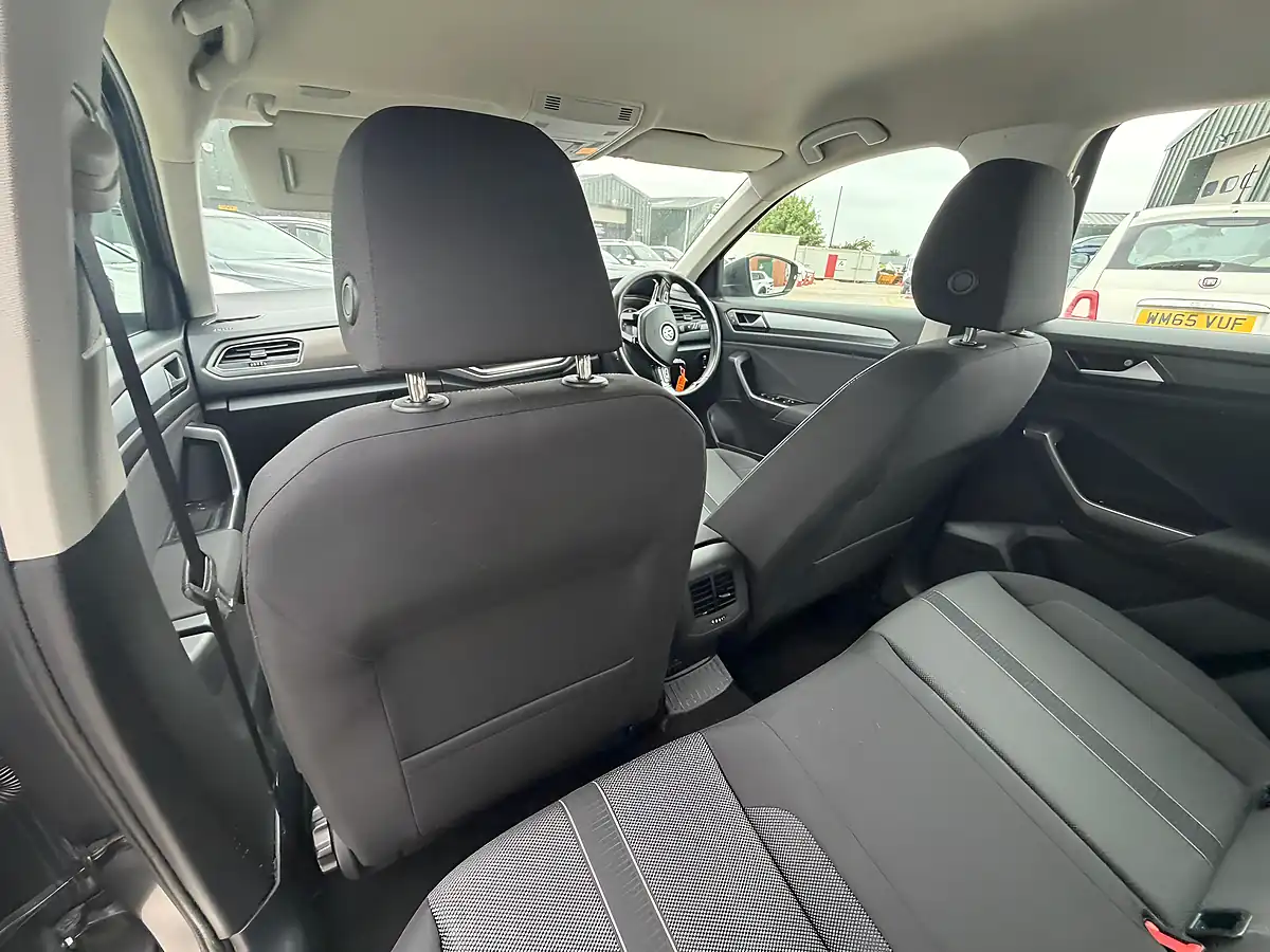 Used 2018 Volkswagen T-Roc Se Grey - Interior and Exterior details 20