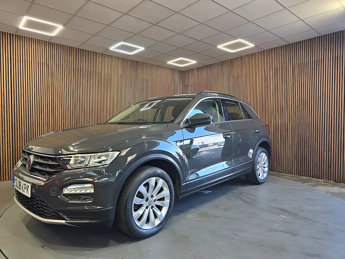Used 2018 Volkswagen T-Roc Se Grey - Interior and Exterior details 3