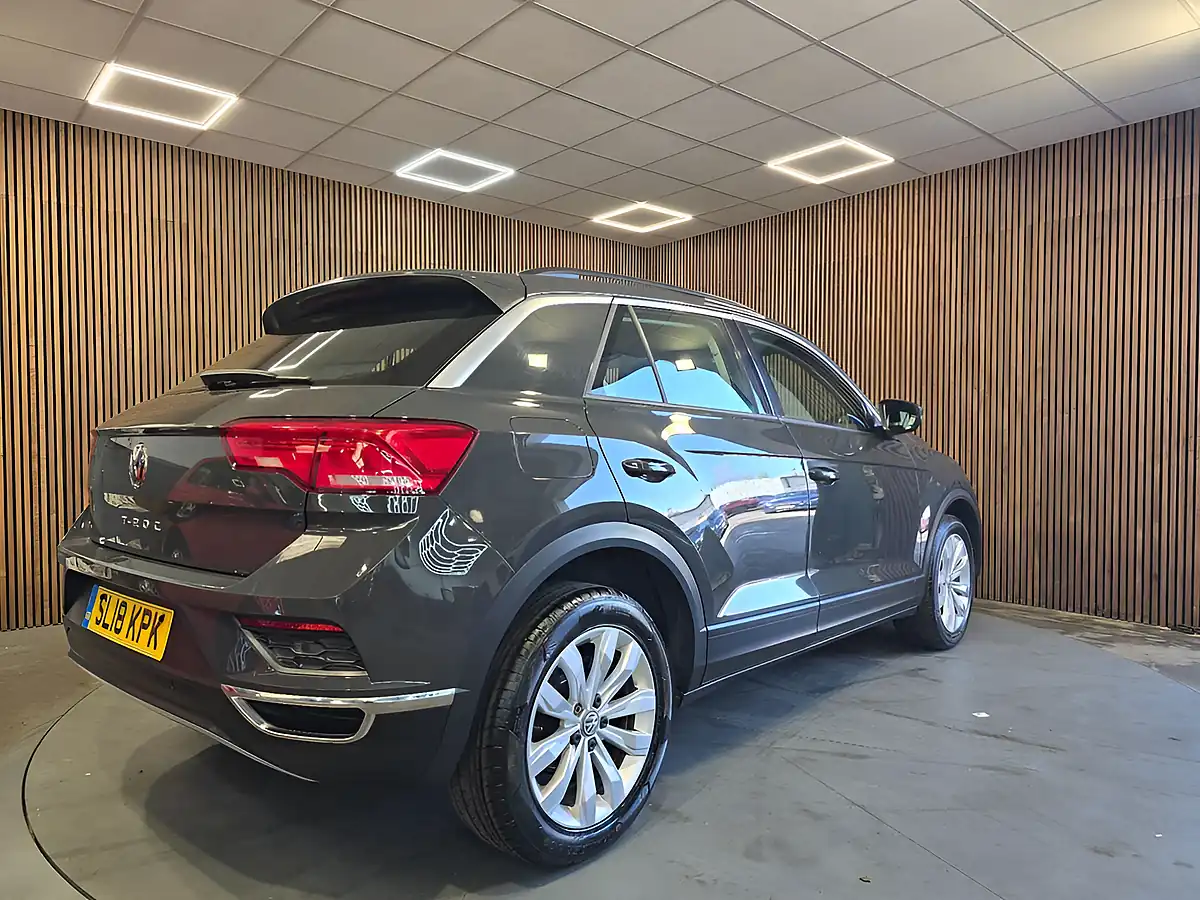 Used 2018 Volkswagen T-Roc Se Grey - Interior and Exterior details 8