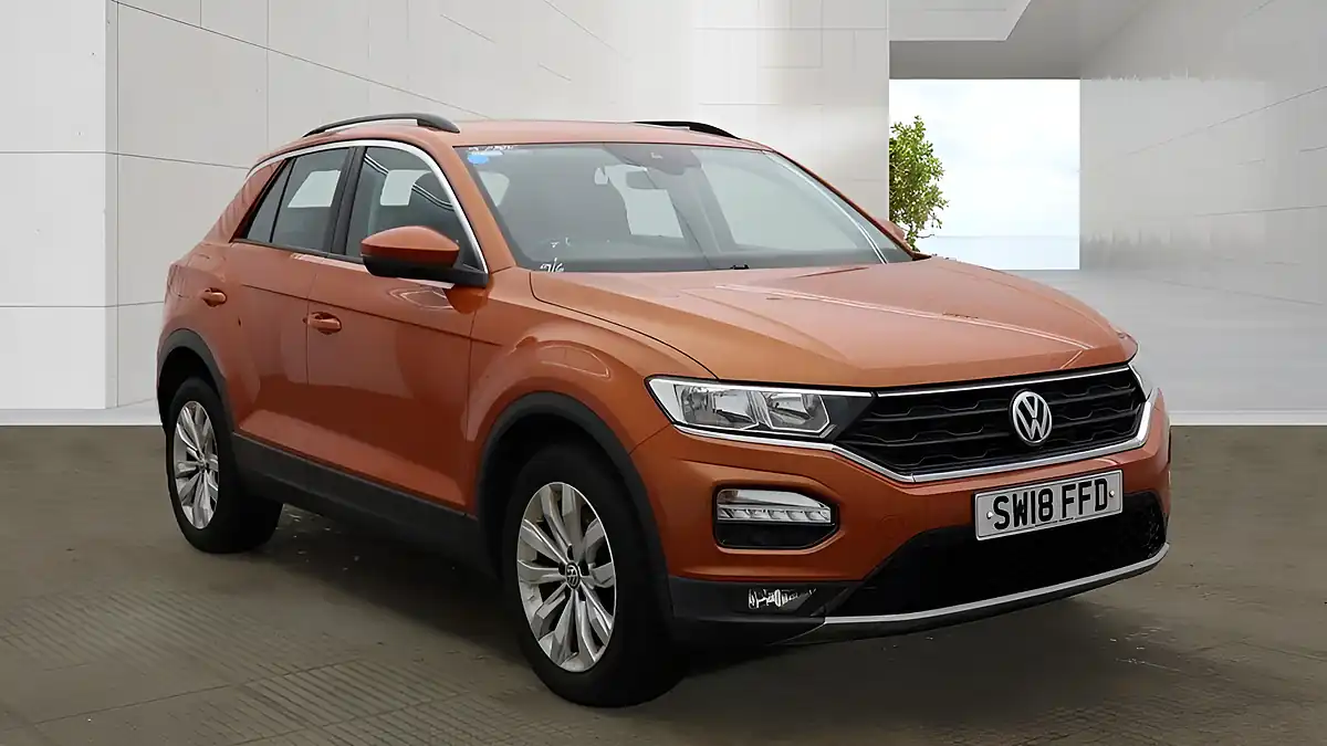 Used 2018 Volkswagen T-Roc Se Orange - Front View