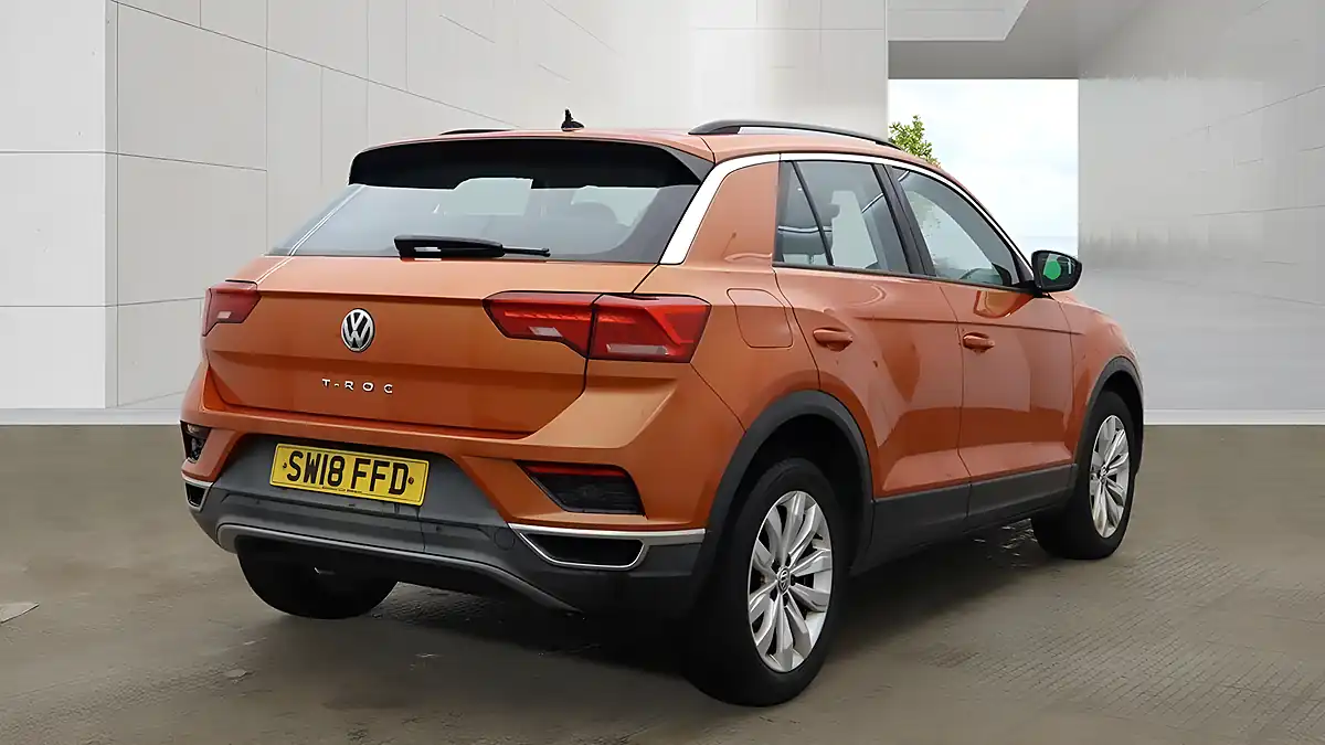Used 2018 Volkswagen T-Roc Se Orange - Interior and Exterior details 4