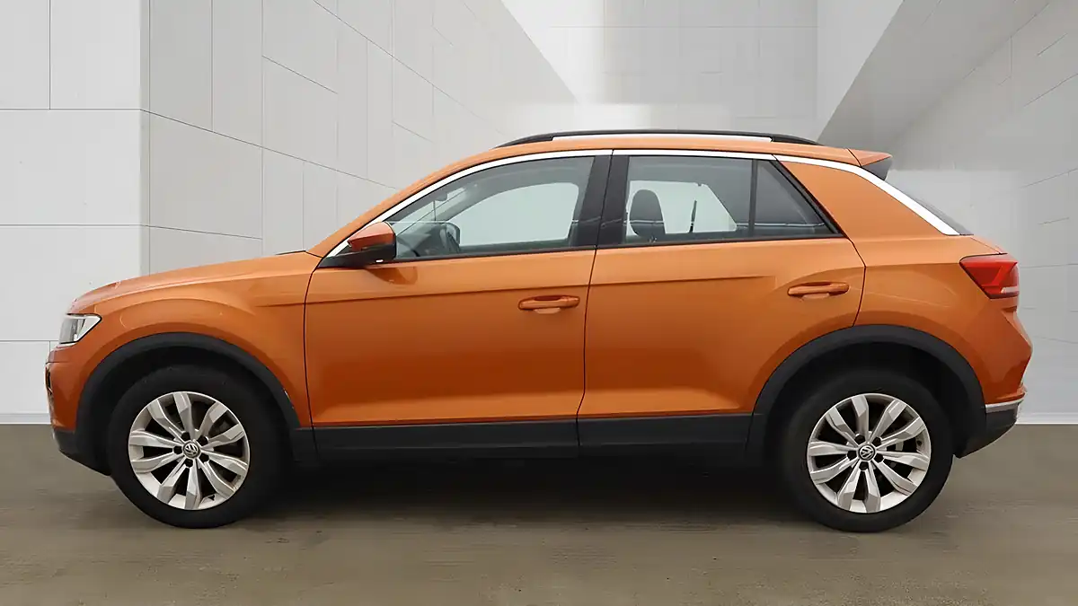 Used 2018 Volkswagen T-Roc Se Orange - Interior and Exterior details 6