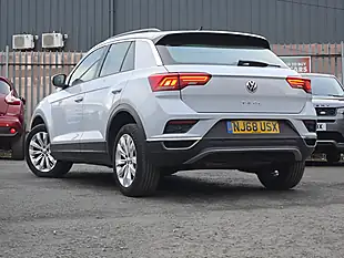 Used 2018 Volkswagen T-Roc Se Silver - Interior and Exterior details 16