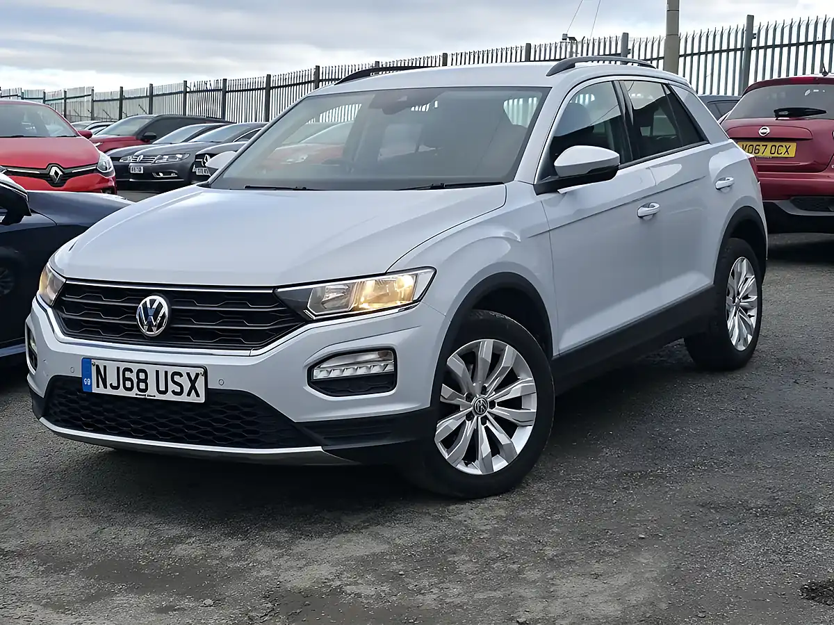 Used 2018 Volkswagen T-Roc Se Silver - Interior and Exterior details 2