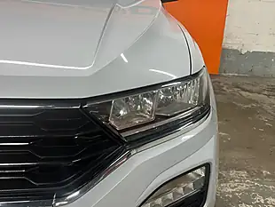 Used 2018 Volkswagen T-Roc Se Silver - Interior and Exterior details 15