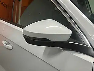 Used 2018 Volkswagen T-Roc Se Silver - Interior and Exterior details 17