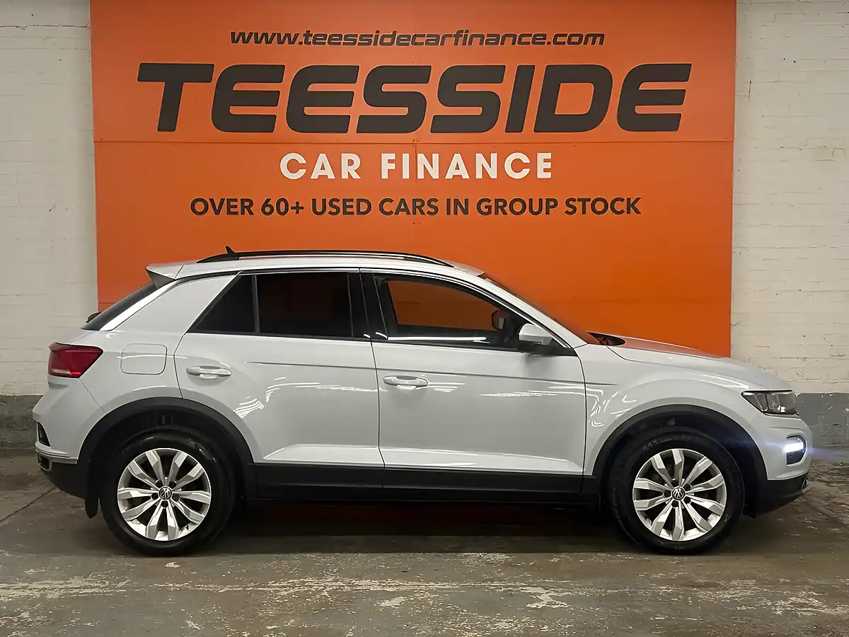 Used 2018 Volkswagen T-Roc Se Silver - Interior and Exterior details 3