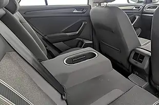Used 2018 Volkswagen T-Roc Se White - Interior and Exterior details 15