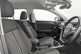 Used 2018 Volkswagen T-Roc Se White - Interior and Exterior details 2