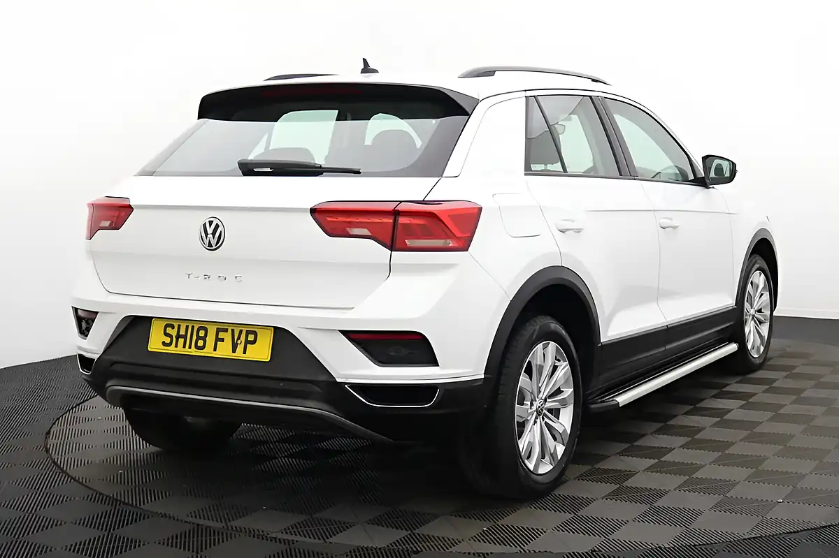 Used 2018 Volkswagen T-Roc Se White - Interior and Exterior details 3