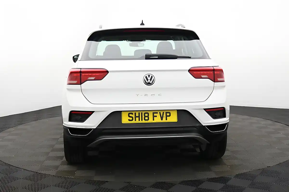Used 2018 Volkswagen T-Roc Se White - Interior and Exterior details 4