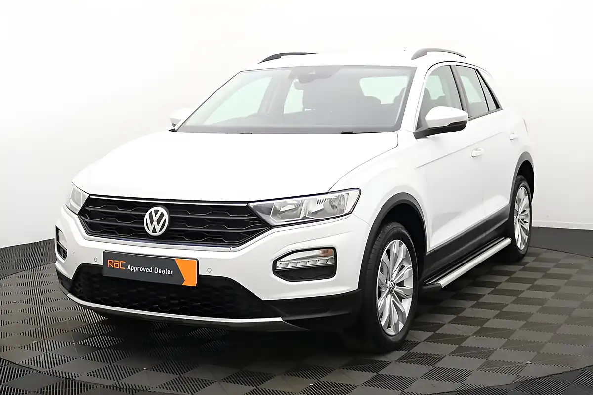 Used 2018 Volkswagen T-Roc Se White - Interior and Exterior details 6
