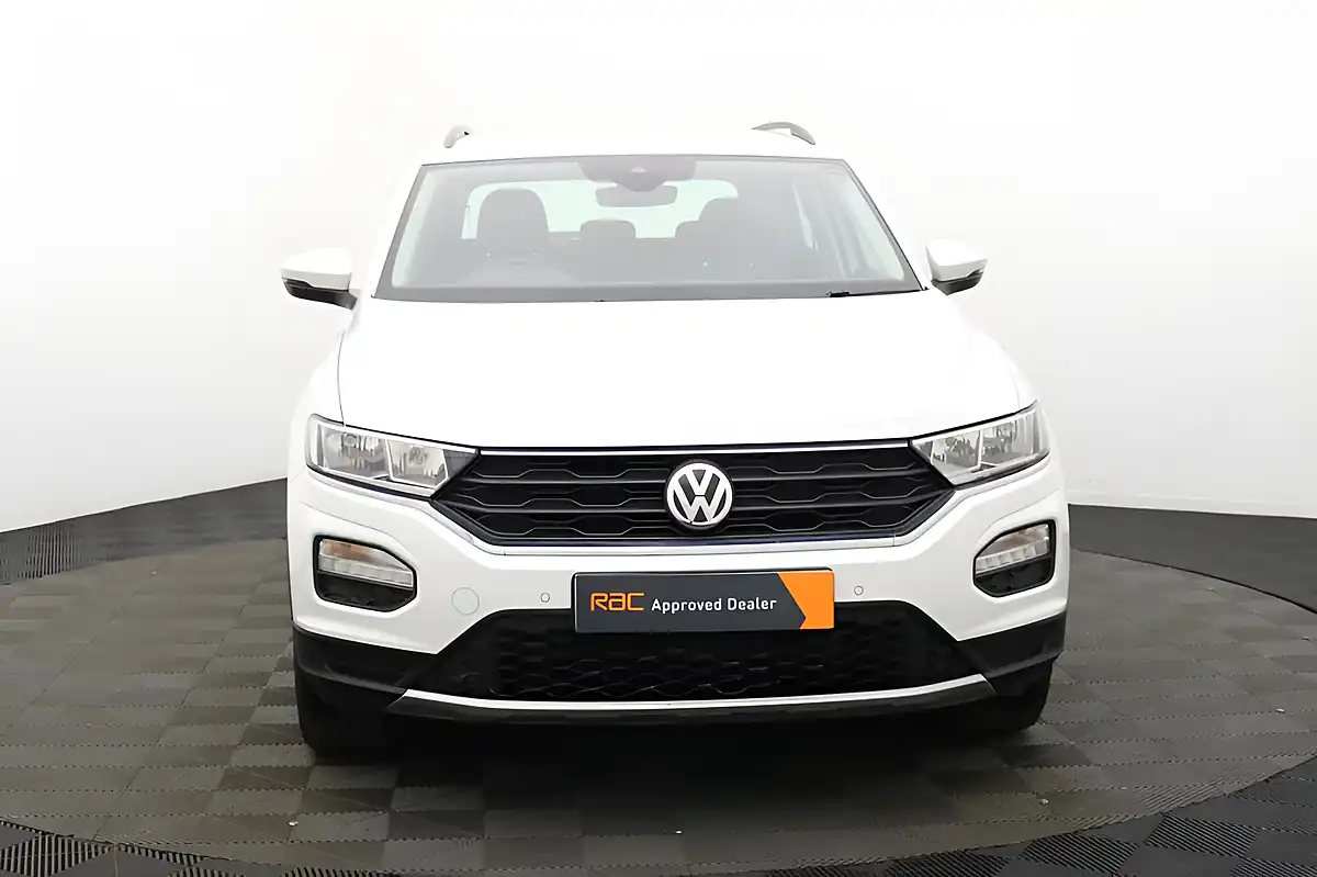 Used 2018 Volkswagen T-Roc Se White - Interior and Exterior details 7